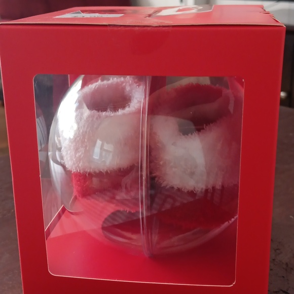 Nike ornament with booties - Picture 2 of 4